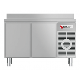 Kühltisch mit Arbeitsplatte aufgekantet KTF 2220 O Zentralkühlung - KBS